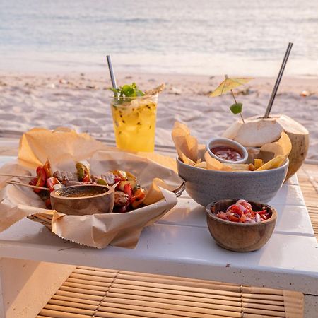 Le Pirate Gili Meno - Adults Only Hotell Exteriör bild