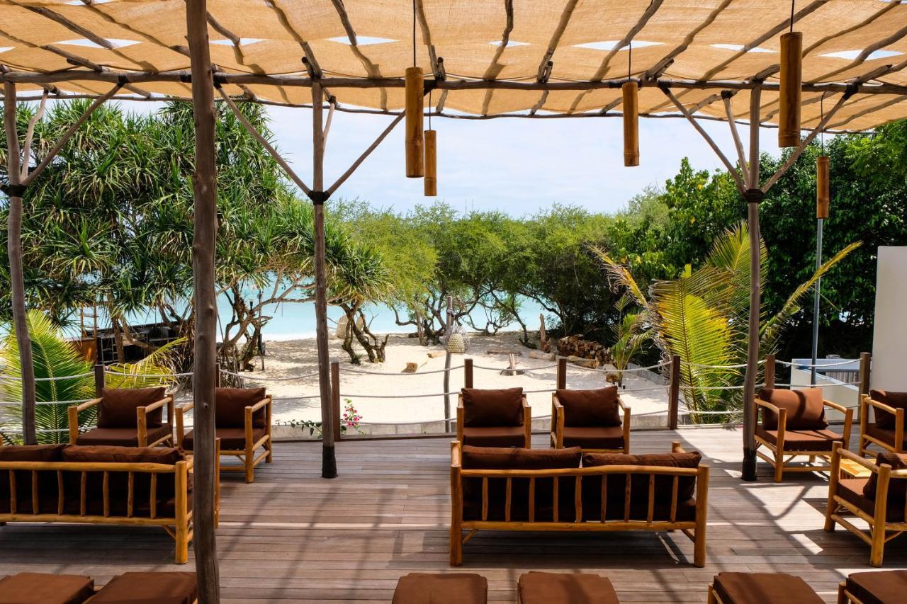Le Pirate Gili Meno - Adults Only Hotell Exteriör bild