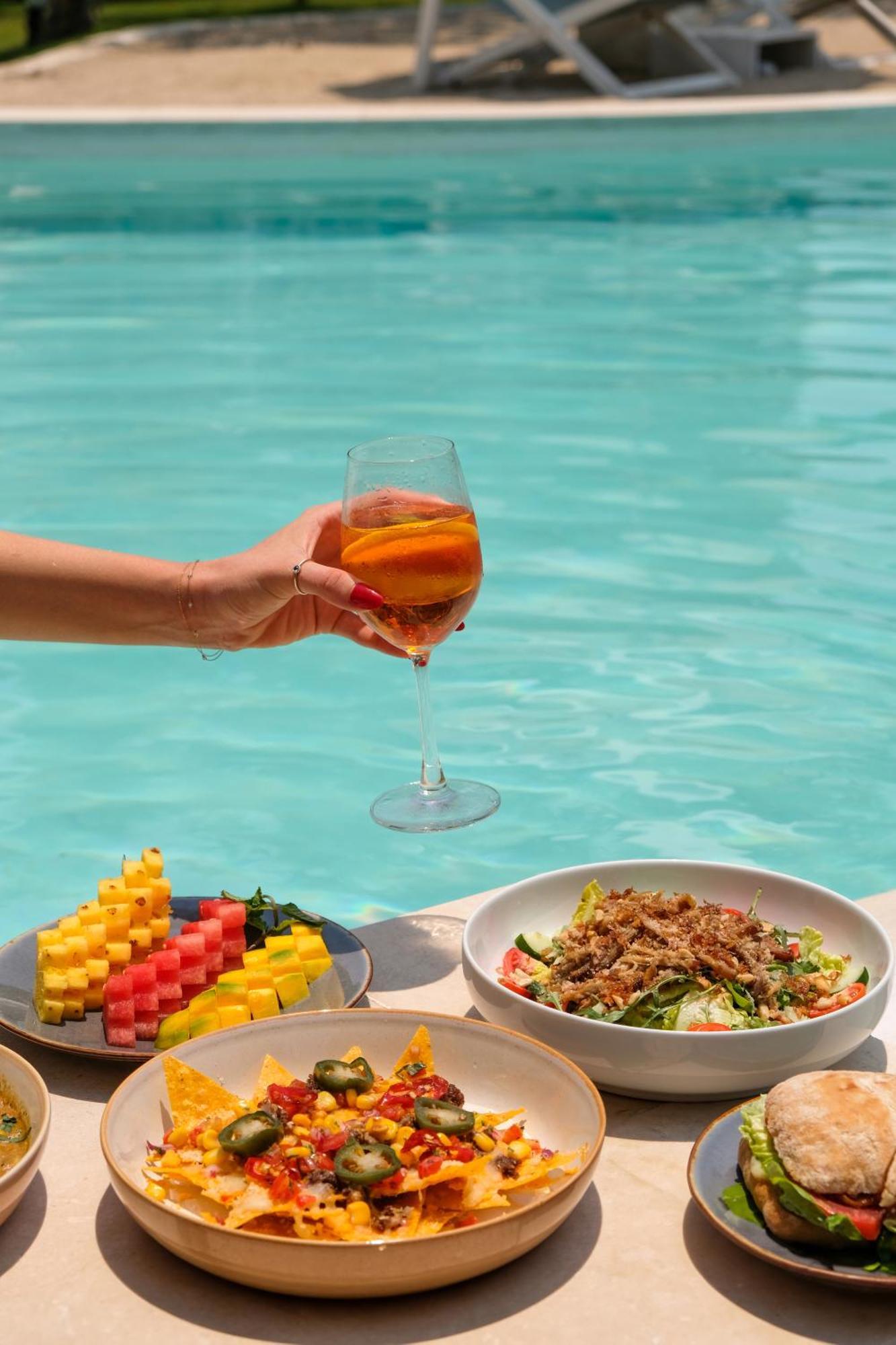 Le Pirate Gili Meno - Adults Only Hotell Exteriör bild