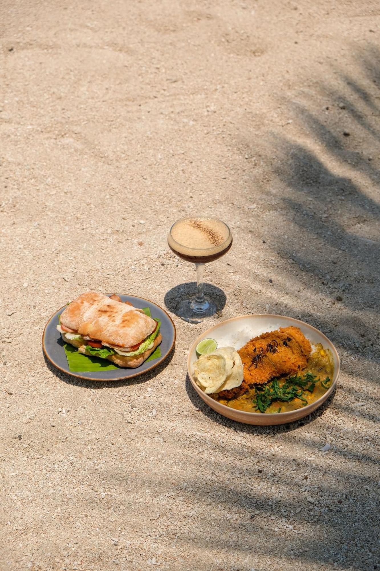 Le Pirate Gili Meno - Adults Only Hotell Exteriör bild
