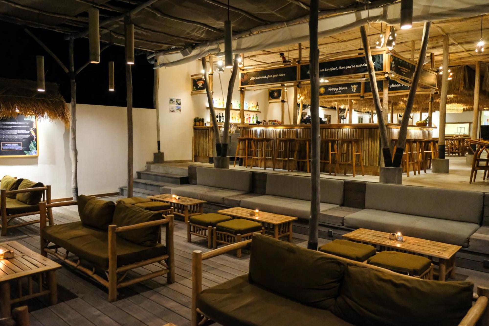 Le Pirate Gili Meno - Adults Only Hotell Exteriör bild